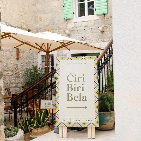 Ciri Biri Bela Boutique Hostel Split Exterior photo